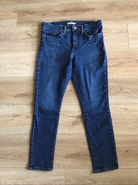 Levi's 311 Classic Shaping Skinny Jeans Size 30 x 28
